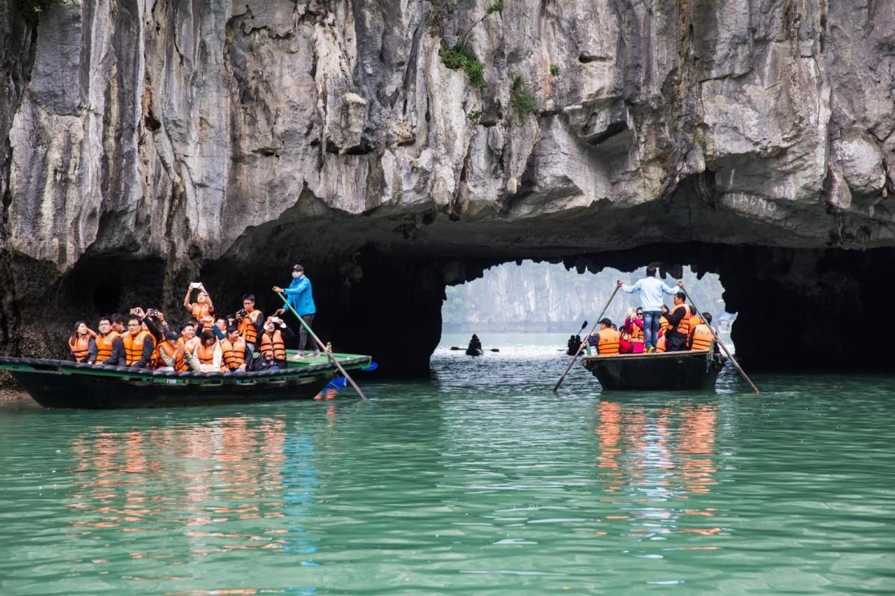Hotel Syrena Cruises à Hạ Long Extérieur photo