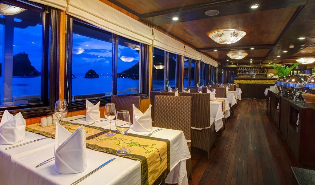 Hotel Syrena Cruises à Hạ Long Extérieur photo