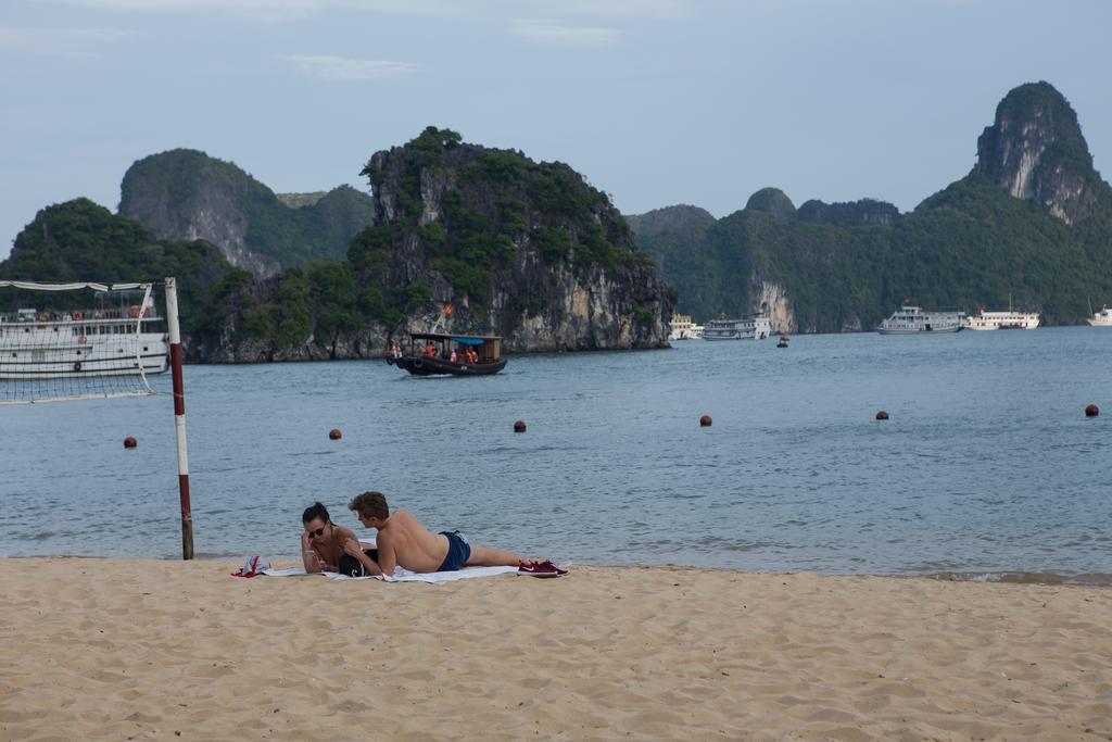 Hotel Syrena Cruises à Hạ Long Extérieur photo